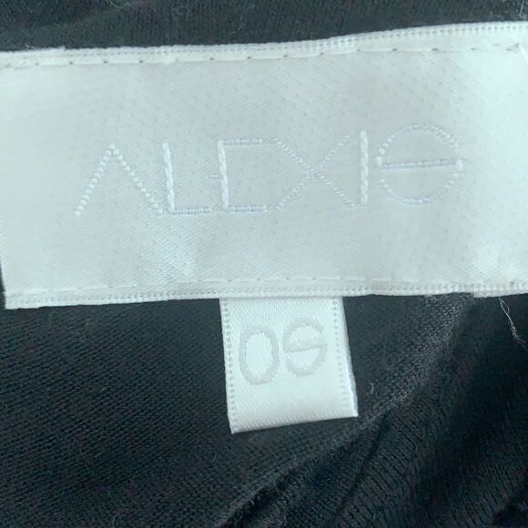 ALEXIS TOP OVERSIZED ONE SHOULDER - Picture 2 of 2